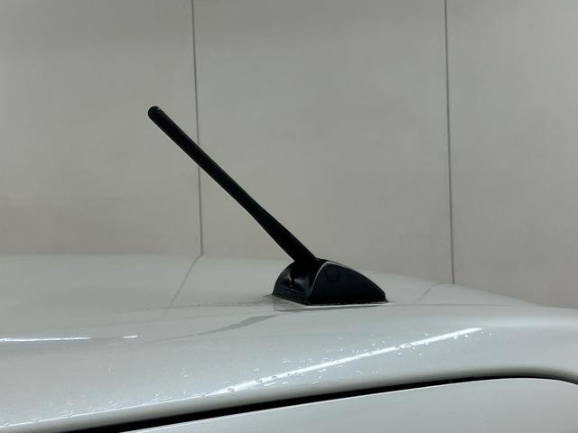 タントカスタムＲＳ　ＳＡバックカメラ連動８インチフルセグナビ　ＵＳＢ接続　ブルートゥース対応　ＴＶナビキット　ＥＴＣ　衝突被害軽減ブレーキ　横滑り防止装置　アイドリングストップ　プッシュエンジンスタート　キーフリーシステム（千葉県）の中古車