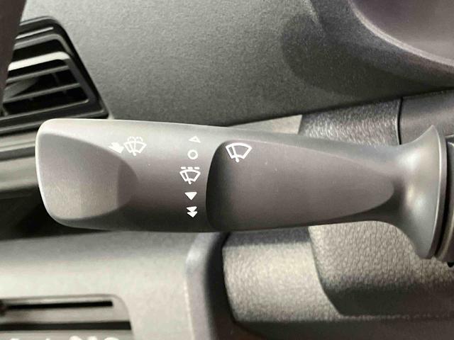 ハイゼットトラックスタンダード　農用スペシャル衝突回避支援システム　横滑り防止装置　アイドリングストップ機能　前後コーナーセンサー　オートライト　オートハイビーム　ＬＥＤ荷台作業灯　リヤ４枚リーフスプリング　助手席シートバックポケット（千葉県）の中古車