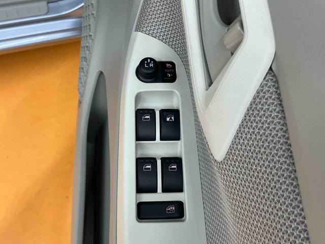 ムーヴＸ　ＳＡIIバックカメラ連動フルセグナビ　ＵＳＢ接続　ブルートゥース対応　ＥＴＣ　オートライト　ＬＥＤヘッドライト　ＬＥＤフォグランプ　プッシュエンジンスタート　キーフリーシステム　助手席シートバックポケット（千葉県）の中古車