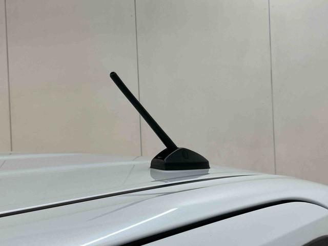 タントＸバックカメラ連動フルセグナビ　ＵＳＢ接続　ブルートゥース対応　フロント．リヤドライブレコーダー連動　ビルトインＥＴＣ　全席シートヒーター　運転席ロングスライドシート　前後コーナーセンサ　オートエアコン（千葉県）の中古車