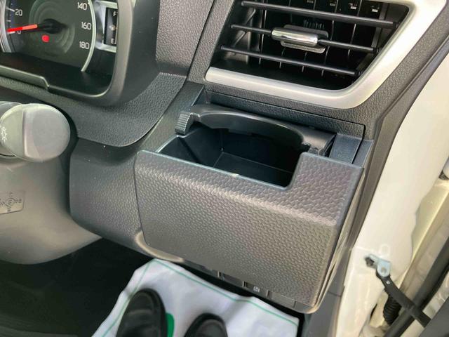 トールカスタムＧ　ターボ９インチナビ　ドラレコ　ＥＴＣ　ＬＥＤヘッドライト＆フォグランプ　アダプティブクルコン　１４インチアルミホイール　両側電動スライドドア　電動パーキングブレーキ　衝突被害軽減ブレーキ（千葉県）の中古車