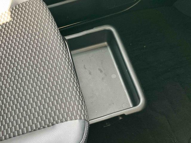 トールカスタムＧ　ターボ９インチナビ　ドラレコ　ＥＴＣ　ＬＥＤヘッドライト＆フォグランプ　アダプティブクルコン　１４インチアルミホイール　両側電動スライドドア　電動パーキングブレーキ　衝突被害軽減ブレーキ（千葉県）の中古車