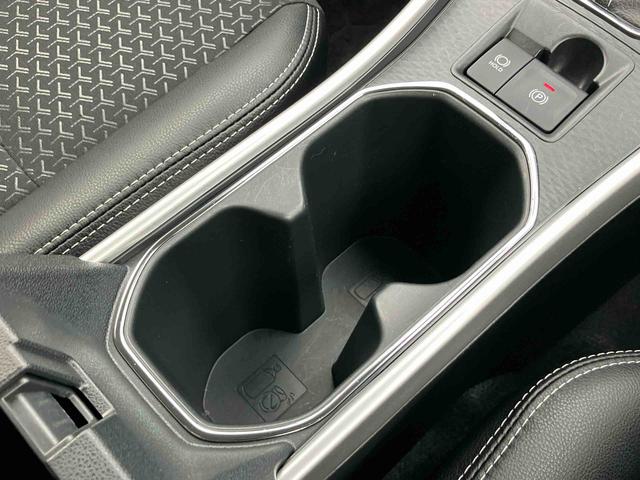 ロッキープレミアムG 4WD4WD ターボ 9型ナビ/TV/DVD/BT/USB Bカメラ 前後ドラレコ ETC LEDヘッドライト オートライト 全車速追従クルコン スマアシ コーナーセンサー シートヒーター リヤフォグランプ(千葉県)の中古車