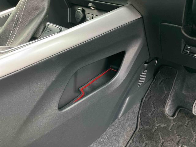 ロッキープレミアムG 4WD4WD ターボ 9型ナビ/TV/DVD/BT/USB Bカメラ 前後ドラレコ ETC LEDヘッドライト オートライト 全車速追従クルコン スマアシ コーナーセンサー シートヒーター リヤフォグランプ(千葉県)の中古車