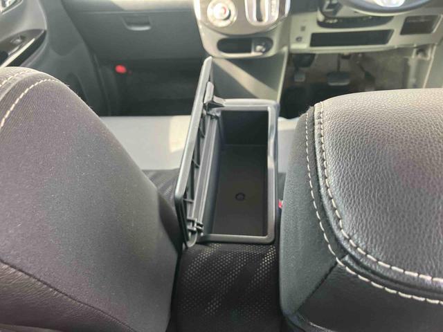 タントカスタムＲＳ　トップエディションＳＡ衝突回避支援ブレーキ・キーフリー・ナビ・バックカメラ・両側パワースライドドア・アルミホイール・電動格納ミラー・パワーウィンドウ・オートエアコン・フォグランプ・（千葉県）の中古車