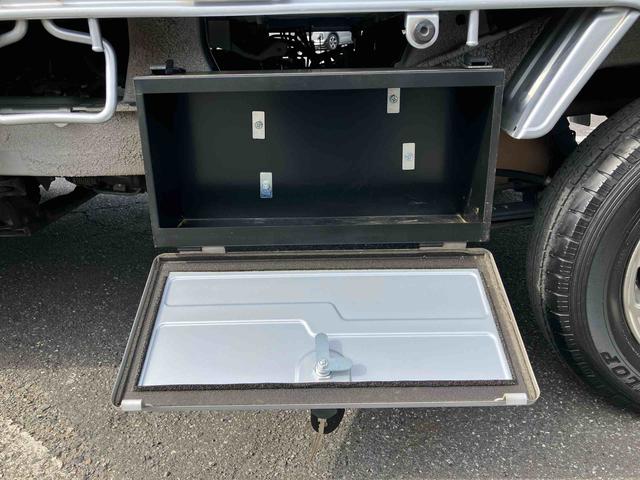 ハイゼットトラックジャンボＳＡIIIｔ荷台三方開　荷台作業灯　ＬＥＤヘッドライト　オートライト　パワーウィンドウ　ＥＴＣ　アルミホイール　スモークガラス　ＣＤ／ＡＭ・ＦＭラジオ　ＡＵＸ接続　ＬＥＤフォグランプ　作業荷箱　キーレスエントリー（千葉県）の中古車