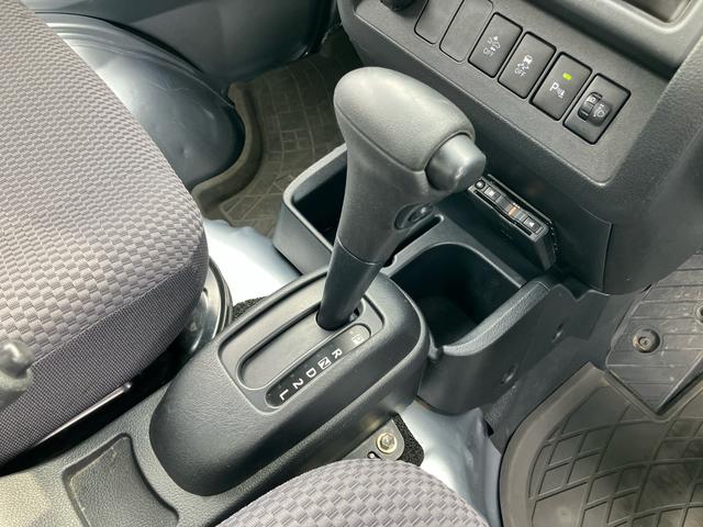 ハイゼットトラックジャンボＳＡIIIｔ荷台三方開　荷台作業灯　ＬＥＤヘッドライト　オートライト　パワーウィンドウ　ＥＴＣ　アルミホイール　スモークガラス　ＣＤ／ＡＭ・ＦＭラジオ　ＡＵＸ接続　ＬＥＤフォグランプ　作業荷箱　キーレスエントリー（千葉県）の中古車