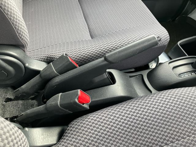 ハイゼットトラックジャンボＳＡIIIｔ荷台三方開　荷台作業灯　ＬＥＤヘッドライト　オートライト　パワーウィンドウ　ＥＴＣ　アルミホイール　スモークガラス　ＣＤ／ＡＭ・ＦＭラジオ　ＡＵＸ接続　ＬＥＤフォグランプ　作業荷箱　キーレスエントリー（千葉県）の中古車