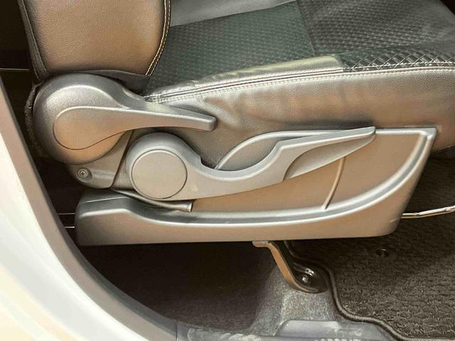 タントウェルカムシートリフトカスタムRSスタイルセレクション助手席電動シートリフト ワイヤレスリモコン 折り畳み式フットレスト パノラマカメラ連動9インチフルセグナビ USB接続 ブルートゥース対応 フロント.リヤドライブレコーダー連動 全席シートヒーター(千葉県)の中古車