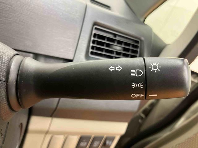 ムーヴXリミテッドバックカメラ連動ワンセグナビ AUX接続 チルトステアリング 運転席シートリフター プッシュエンジンスタート キーフリーシステム セキュリティアラーム アイドリングストップ 助手席シートアンダートレイ(千葉県)の中古車