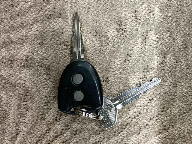 ムーヴL SA衝突被害軽減ブレーキ 横滑り防止装置 CD/AM・FMラジオ AUX接続 アイドリングストップ シートリフター チルトステアリング 足踏み式パーキングブレーキ キーレスエントリー 盗難防止アラーム(千葉県)の中古車