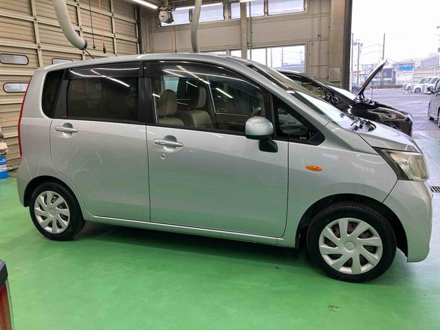 ムーヴL SA衝突被害軽減ブレーキ 横滑り防止装置 CD/AM・FMラジオ AUX接続 アイドリングストップ シートリフター チルトステアリング 足踏み式パーキングブレーキ キーレスエントリー 盗難防止アラーム(千葉県)の中古車