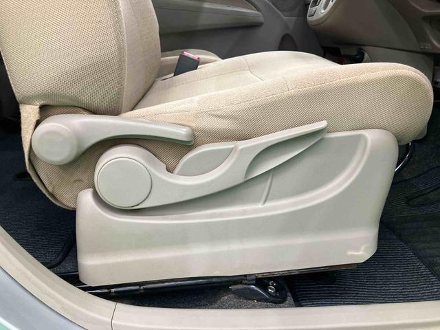 ムーヴL SA衝突被害軽減ブレーキ 横滑り防止装置 CD/AM・FMラジオ AUX接続 アイドリングストップ シートリフター チルトステアリング 足踏み式パーキングブレーキ キーレスエントリー 盗難防止アラーム(千葉県)の中古車