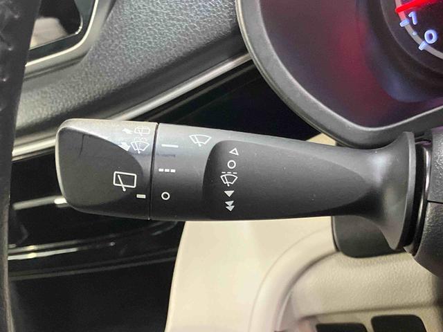 ムーヴＸリミテッド　ＳＡIII衝突被害軽減ブレーキ　横滑り防止装置　アイドリングストップ　オートライト　オートハイビーム　運転席シートヒーター　ＥＴＣ　チルトステアリング　運転席シートリフター　助手席シートバックポケット（千葉県）の中古車