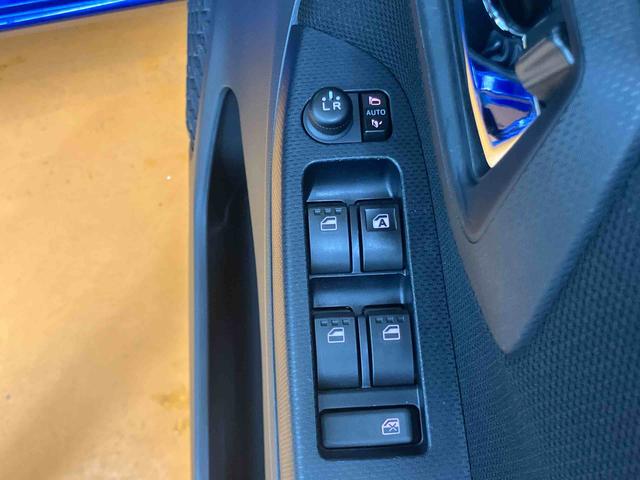 ムーヴＸリミテッド　ＳＡIII衝突被害軽減ブレーキ　横滑り防止装置　アイドリングストップ　オートライト　オートハイビーム　運転席シートヒーター　ＥＴＣ　チルトステアリング　運転席シートリフター　助手席シートバックポケット（千葉県）の中古車