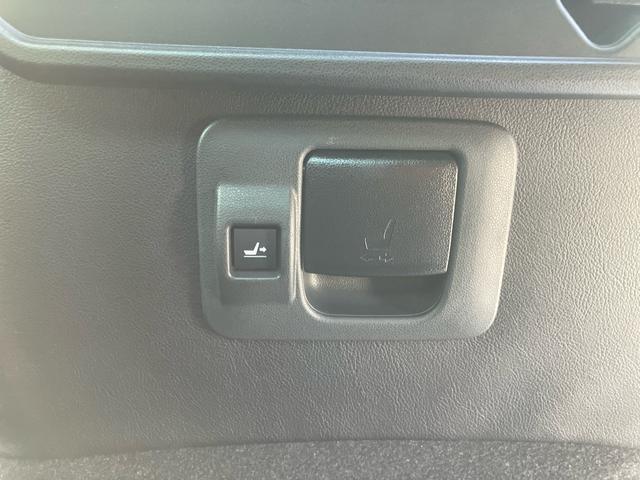 タントカスタムＲＳスタイルセレクションターボ　ナビ／ＴＶ／ＤＶＤ／ＢＴ／ＵＳＢ　Ｂカメラ　ＥＴＣ　全車速追従クルコン　ＡＤＢ　ＬＥＤヘッドライト　オートライト　スマアシ　前後コーナーセンサー　シートヒーター　アルミホイール　キーフリー（千葉県）の中古車