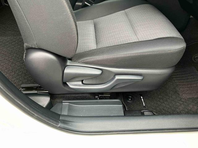 シエンタハイブリッド　Ｇ　セーフティーエディションハイブリッド　ナビ／ＴＶ／ＤＶＤ／ＢＴ／ＵＳＢ　全周囲カメラ　前後ドラレコ　ＥＴＣ　クルコン　ＬＥＤヘッドランプ　両側電動スライドドア　シートヒーター　革巻きステアリング　ステアリングヒーター　アルミ（千葉県）の中古車