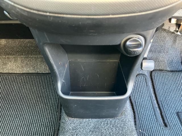 ムーヴカスタム　Ｘリミテッド　ＳＡナビ／ワンセグＴＶ／ＣＤ／ＵＳＢ　Ｂカメラ　ＥＴＣ　ＬＥＤヘッドライト　オートライト　トップシェイドガラス　オートエアコン　革巻きステアリング　アルミホイール　シートリフター　キーフリー　盗難防止警報（千葉県）の中古車