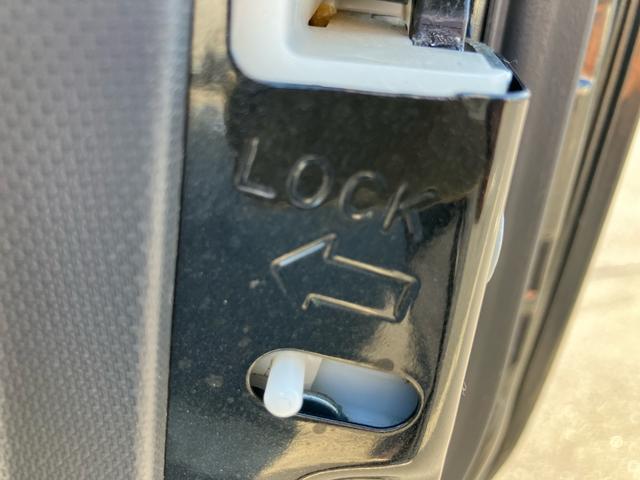 ムーヴカスタム　Ｘリミテッド　ＳＡナビ／ワンセグＴＶ／ＣＤ／ＵＳＢ　Ｂカメラ　ＥＴＣ　ＬＥＤヘッドライト　オートライト　トップシェイドガラス　オートエアコン　革巻きステアリング　アルミホイール　シートリフター　キーフリー　盗難防止警報（千葉県）の中古車