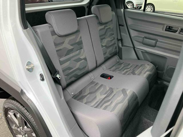 タフトＧターボ　ダーククロムベンチャーターボ　Ｂカメラ　ガラスルーフ　ルーフレール　全車速追従クルコン　ＡＤＢ　ＬＥＤヘッドライト　オートライト　スマアシ　コーナーセンサー　シートヒーター　革巻きステアリング　電動駐車ブレーキ　キーフリー（千葉県）の中古車