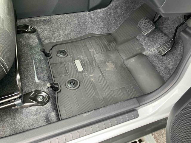 タフトＧターボ　ダーククロムベンチャーターボ　Ｂカメラ　ガラスルーフ　ルーフレール　全車速追従クルコン　ＡＤＢ　ＬＥＤヘッドライト　オートライト　スマアシ　コーナーセンサー　シートヒーター　革巻きステアリング　電動駐車ブレーキ　キーフリー（千葉県）の中古車