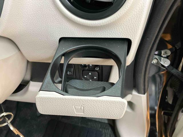 ｅＫワゴンＥワンセグナビ　ＵＳＢ接続　ブルートゥース対応　運転席シートヒーター　シートベルトアンカーアジャスター　バニティーミラー付き運転席サンバイザー　キーレスエントリー　ショッピングフック　横滑り防止装置（千葉県）の中古車