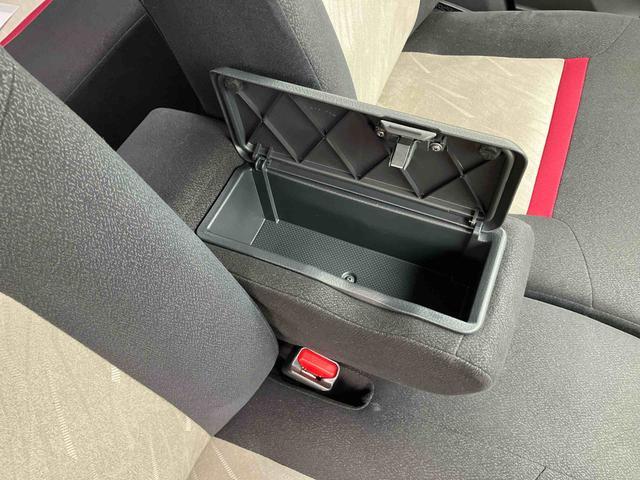 ブーンシルクナビ／１セグ／ＣＤ／ＵＳＢ／バックカメラ／ステアリングスイッチ　ＥＴＣ　ＬＥＤヘッドライト　ＬＥＤテールランプ　プッシュボタンスターター　オート格納ドアミラー　オートエアコン　横滑り防止装置（千葉県）の中古車