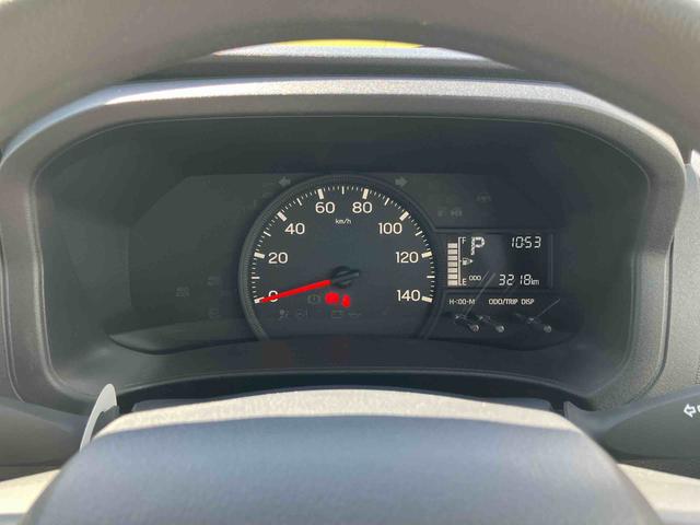 ハイゼットカーゴクルーズ左右分割可倒式リヤシート プッシュボタンスターター 電動格納式カラードドアミラー 衝突被害軽減ブレーキ コーナーセンサー オーバーヘッドシェルフ 荷室LEDルームランプ スライドドアイージークローザー(千葉県)の中古車