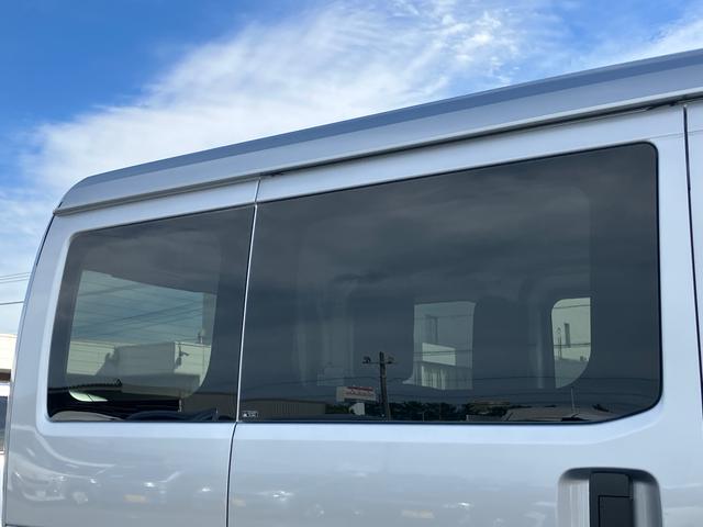 ハイゼットカーゴクルーズ左右分割可倒式リヤシート プッシュボタンスターター 電動格納式カラードドアミラー 衝突被害軽減ブレーキ コーナーセンサー オーバーヘッドシェルフ 荷室LEDルームランプ スライドドアイージークローザー(千葉県)の中古車