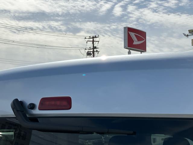 ハイゼットカーゴクルーズ左右分割可倒式リヤシート プッシュボタンスターター 電動格納式カラードドアミラー 衝突被害軽減ブレーキ コーナーセンサー オーバーヘッドシェルフ 荷室LEDルームランプ スライドドアイージークローザー(千葉県)の中古車