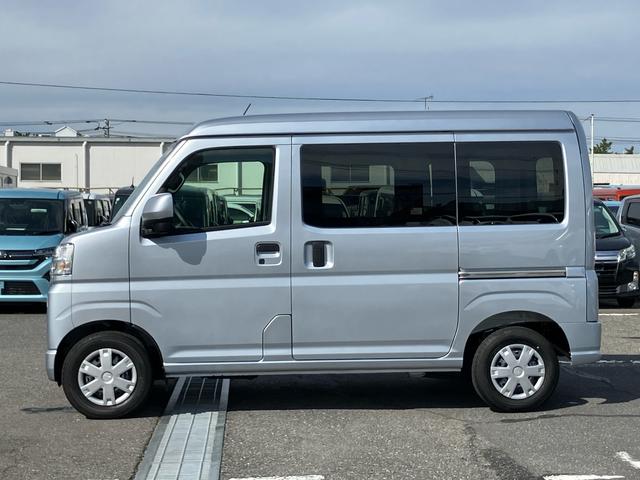 ハイゼットカーゴクルーズ左右分割可倒式リヤシート プッシュボタンスターター 電動格納式カラードドアミラー 衝突被害軽減ブレーキ コーナーセンサー オーバーヘッドシェルフ 荷室LEDルームランプ スライドドアイージークローザー(千葉県)の中古車