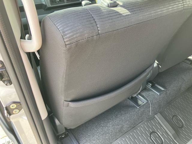 ハイゼットカーゴクルーズ左右分割可倒式リヤシート プッシュボタンスターター 電動格納式カラードドアミラー 衝突被害軽減ブレーキ コーナーセンサー オーバーヘッドシェルフ 荷室LEDルームランプ スライドドアイージークローザー(千葉県)の中古車