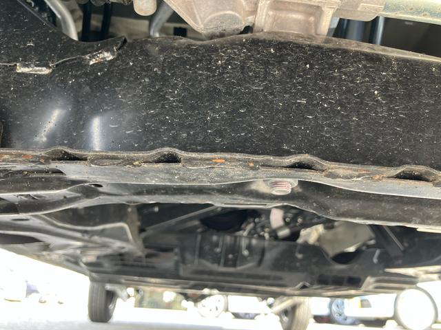 ハイゼットカーゴクルーズ左右分割可倒式リヤシート プッシュボタンスターター 電動格納式カラードドアミラー 衝突被害軽減ブレーキ コーナーセンサー オーバーヘッドシェルフ 荷室LEDルームランプ スライドドアイージークローザー(千葉県)の中古車