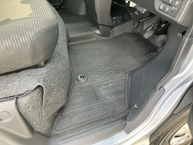 ハイゼットカーゴクルーズ左右分割可倒式リヤシート プッシュボタンスターター 電動格納式カラードドアミラー 衝突被害軽減ブレーキ コーナーセンサー オーバーヘッドシェルフ 荷室LEDルームランプ スライドドアイージークローザー(千葉県)の中古車