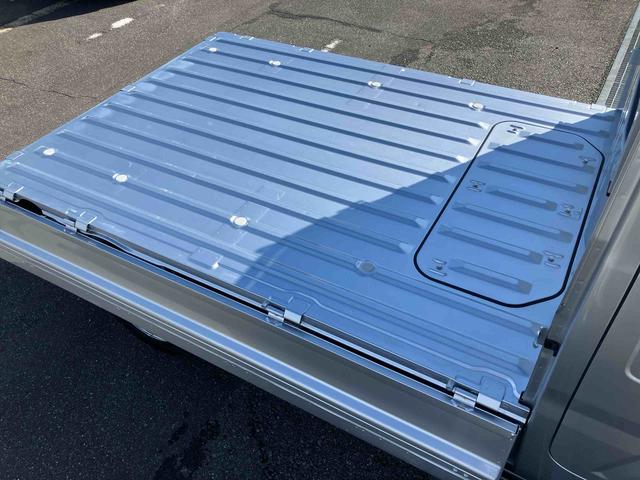 ハイゼットトラックスタンダード荷台三方開　スマートアシスト　横滑り防止装置　前後コーナーセンサー　アイドリングストップ　オートライト　オートハイビーム　スピーカー一体型ＡＭ／ＦＭラジオ　サイドレバー式駐車ブレーキ　バッテリーカバー（千葉県）の中古車