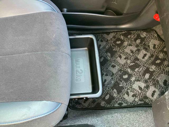 タントエグゼカスタムRSターボ HIDヘッドライト バックカメラ ETC トップシェイドガラス アルミホイール オートエアコン アイドリングストップ シートリフター 足踏み式パーキングブレーキ キーフリー 盗難防止アラーム(千葉県)の中古車