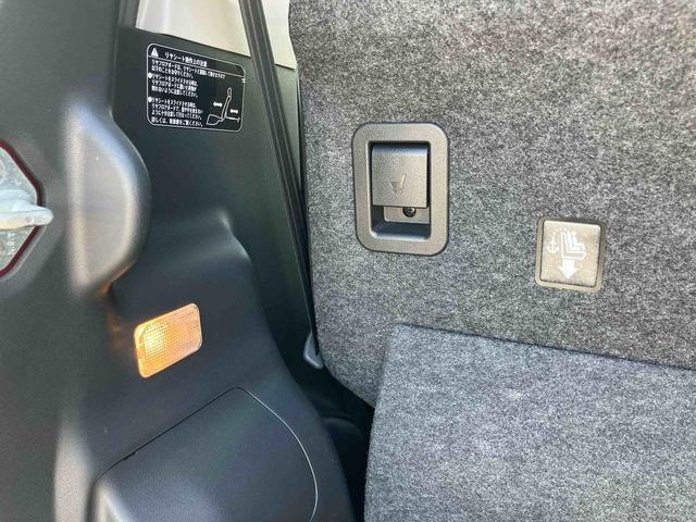 ムーヴカスタム　Ｘ　ＳＡＬＥＤヘッドライト　オートライト　バックカメラ　トップシェイドガラス　アルミホイール　スマアシ　横滑り防止装置　アイドリングストップ　シートリフター　足踏み式駐車ブレーキ　キーフリー　盗難防止アラーム（千葉県）の中古車