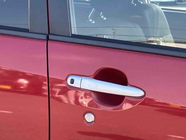 ムーヴカスタム　Ｘ　ＳＡＬＥＤヘッドライト　オートライト　バックカメラ　トップシェイドガラス　アルミホイール　スマアシ　横滑り防止装置　アイドリングストップ　シートリフター　足踏み式駐車ブレーキ　キーフリー　盗難防止アラーム（千葉県）の中古車