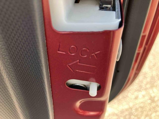 ムーヴカスタム　Ｘ　ＳＡＬＥＤヘッドライト　オートライト　バックカメラ　トップシェイドガラス　アルミホイール　スマアシ　横滑り防止装置　アイドリングストップ　シートリフター　足踏み式駐車ブレーキ　キーフリー　盗難防止アラーム（千葉県）の中古車