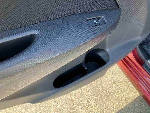 ムーヴカスタム　Ｘ　ＳＡＬＥＤヘッドライト　オートライト　バックカメラ　トップシェイドガラス　アルミホイール　スマアシ　横滑り防止装置　アイドリングストップ　シートリフター　足踏み式駐車ブレーキ　キーフリー　盗難防止アラーム（千葉県）の中古車