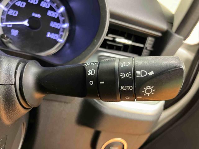 ムーヴカスタム　Ｘ　ＳＡフルセグナビ　ＵＳＢ接続　ブルートゥース対応　衝突被害軽減ブレーキ　横滑り防止装置　アイドリングストップ　プッシュエンジンスタート　キーフリーシステム　チルトステアリング　運転席シートリフター（千葉県）の中古車