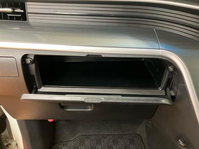 ムーヴカスタム　Ｘ　ＳＡフルセグナビ　ＵＳＢ接続　ブルートゥース対応　衝突被害軽減ブレーキ　横滑り防止装置　アイドリングストップ　プッシュエンジンスタート　キーフリーシステム　チルトステアリング　運転席シートリフター（千葉県）の中古車