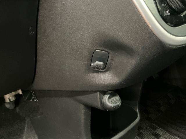 ムーヴカスタム　Ｘ　ＳＡフルセグナビ　ＵＳＢ接続　ブルートゥース対応　衝突被害軽減ブレーキ　横滑り防止装置　アイドリングストップ　プッシュエンジンスタート　キーフリーシステム　チルトステアリング　運転席シートリフター（千葉県）の中古車