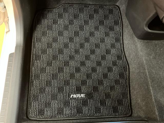 ムーヴカスタム　Ｘ　ＳＡフルセグナビ　ＵＳＢ接続　ブルートゥース対応　衝突被害軽減ブレーキ　横滑り防止装置　アイドリングストップ　プッシュエンジンスタート　キーフリーシステム　チルトステアリング　運転席シートリフター（千葉県）の中古車