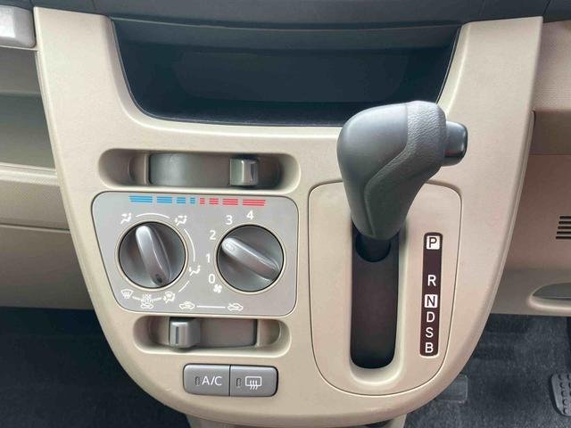 ムーヴＬ　ＳＡＣＤラジオチューナー　ＡＵＸ接続　衝突被害軽減ブレーキ　横滑り防止装置　アイドリングストップ　マニュアルレベリング機能付ハロゲンヘッドライト　バニティーミラー付き左右サンバイザー　チルトステアリング（千葉県）の中古車