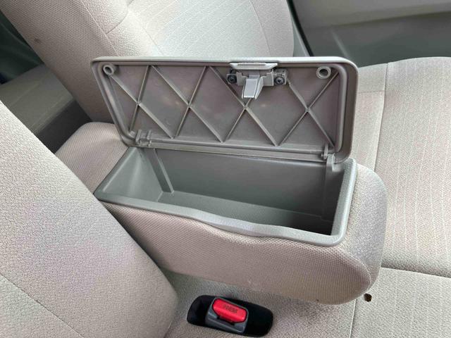 ムーヴＬ　ＳＡＣＤラジオチューナー　ＡＵＸ接続　衝突被害軽減ブレーキ　横滑り防止装置　アイドリングストップ　マニュアルレベリング機能付ハロゲンヘッドライト　バニティーミラー付き左右サンバイザー　チルトステアリング（千葉県）の中古車