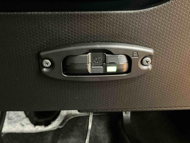 タントＬバックカメラ連動フルセグナビ　ＵＳＢ接続　ブルートゥース対応　フロント．リヤドライブレコーダー連動　プッシュエンジンスタート　キーフリーシステム　オートライト　助手席シートバックショッピングフック（千葉県）の中古車