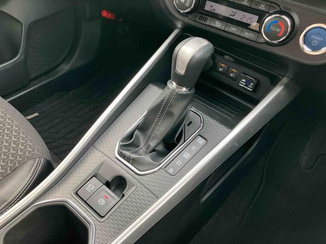 ロッキープレミアムＧ　ＨＥＶハイブリッド　９型ナビ／ＴＶ／ＤＶＤ／ＢＴ／ＵＳＢ　全周囲カメラ　前後ドラレコ　ＥＴＣ　全車速追従クルコン　ＡＤＢ　ＬＥＤヘッドライト　オートライト　コーナーセンサー　シートヒーター　リヤフォグランプ（千葉県）の中古車