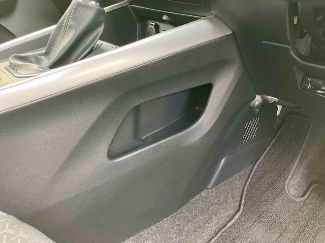 ロッキープレミアムＧ　ＨＥＶハイブリッド　９型ナビ／ＴＶ／ＤＶＤ／ＢＴ／ＵＳＢ　全周囲カメラ　前後ドラレコ　ＥＴＣ　全車速追従クルコン　ＡＤＢ　ＬＥＤヘッドライト　オートライト　コーナーセンサー　シートヒーター　リヤフォグランプ（千葉県）の中古車