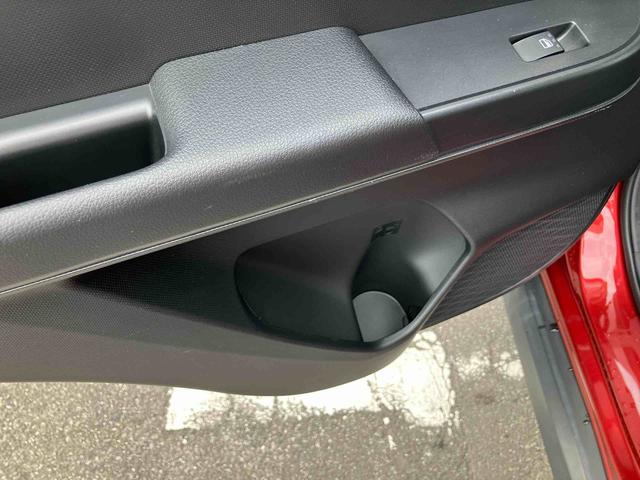 ロッキープレミアムＧ　ＨＥＶハイブリッド　９型ナビ／ＴＶ／ＤＶＤ／ＢＴ／ＵＳＢ　全周囲カメラ　前後ドラレコ　ＥＴＣ　全車速追従クルコン　ＡＤＢ　ＬＥＤヘッドライト　オートライト　コーナーセンサー　シートヒーター　リヤフォグランプ（千葉県）の中古車